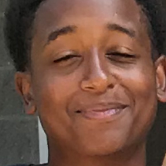 Meet your Posher, Micah - Picture 1 of 1